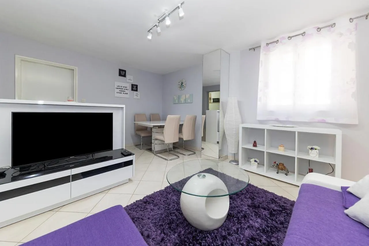 Happy Home Apartment Zadar