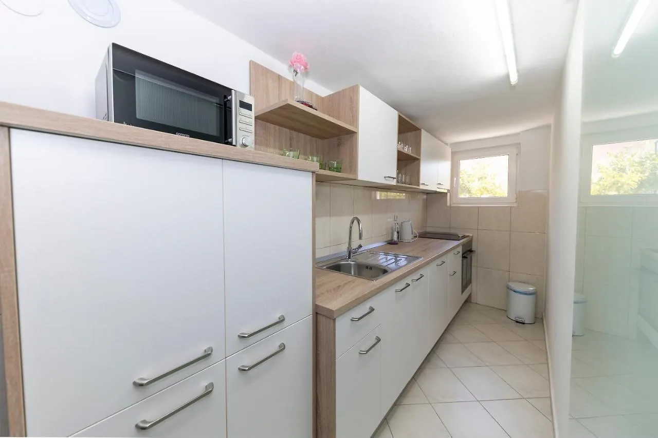 Happy Home Apartment Zadar
