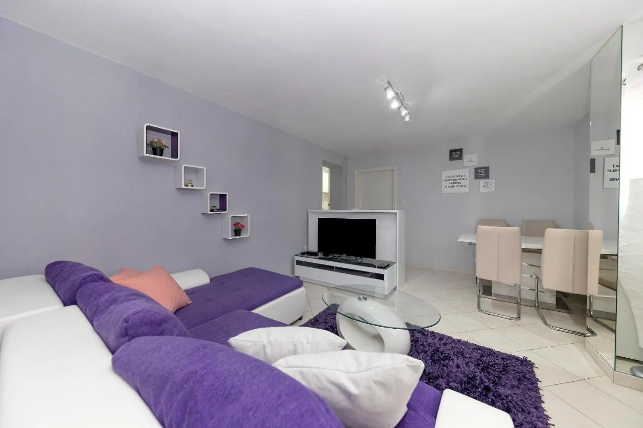 Happy Home Apartment Zadar
