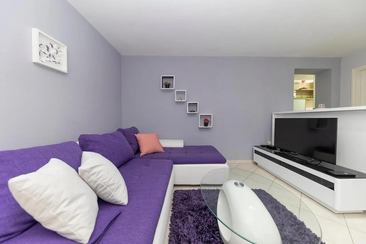 Happy Home Apartment Zadar
