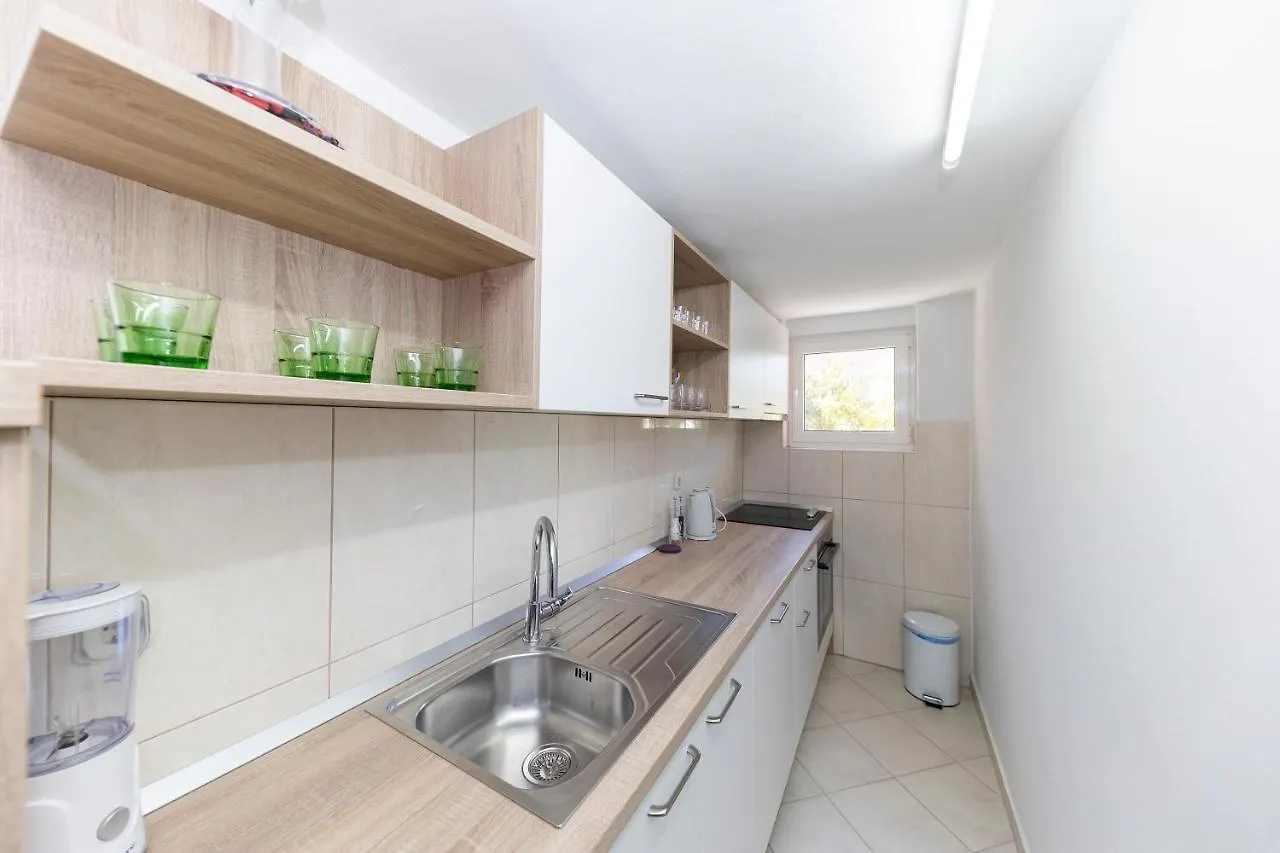 Happy Home Apartment Zadar